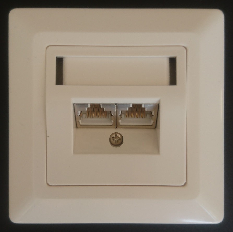 amp-dual-shielded-outlet-cat5e AMP, Dual Shielded Outlet Cat.5e - Image 1