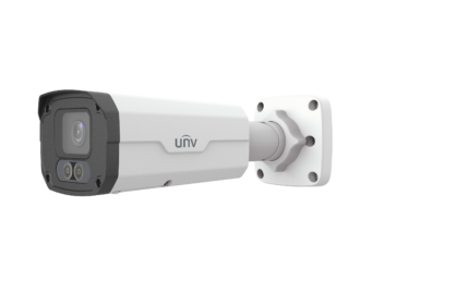 Uniview IPC2224SE-DF40K-WL-I0 4MP ColorHunter Камера 30m WL IK10